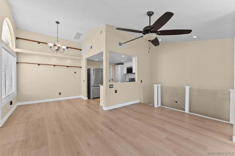 Photo 2 of 4251 Arroyo Vista Way 345