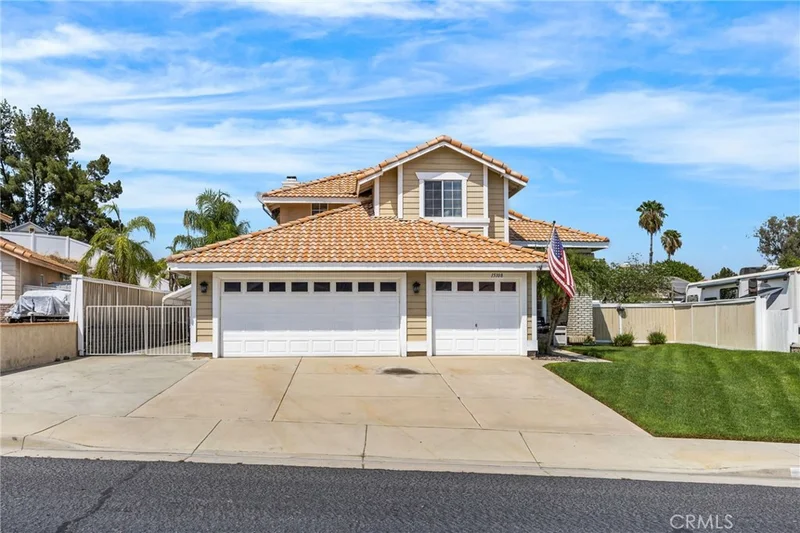 15108 Teakwood Street photo 2