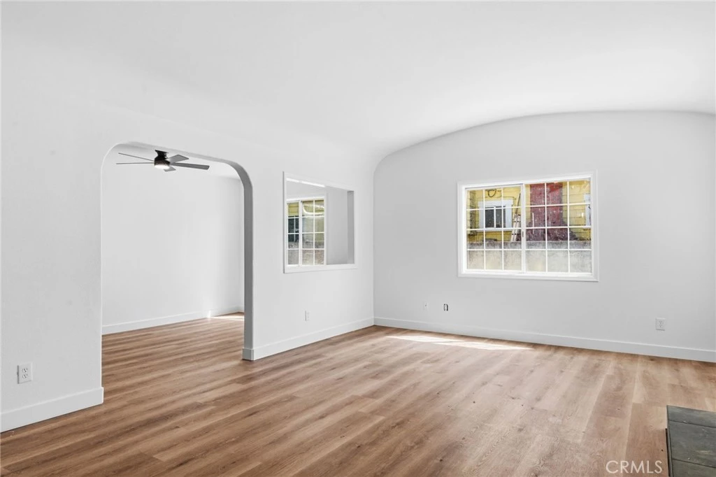 Interior 3