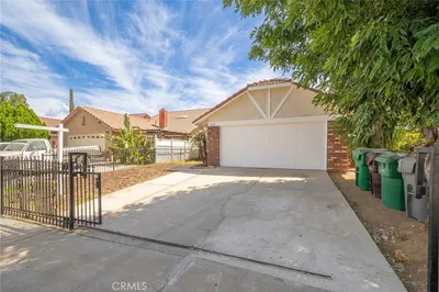 25177 Dana Lane photo 2