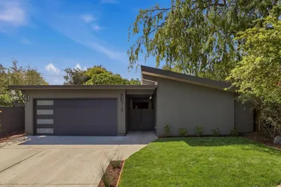 3705 Starr King Circle