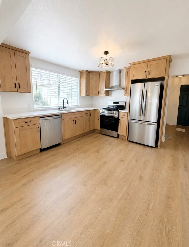 7534 Fern Ave photo 2