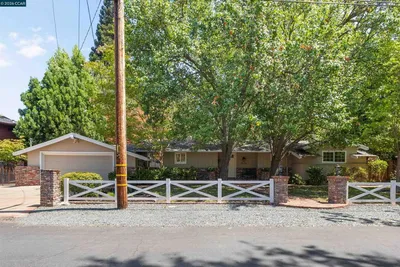 1026 Hacienda Dr