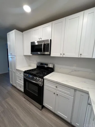 333 Lansing Circle D photo 2