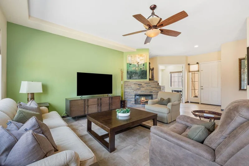 Photo 2 of 79786 Parkway Esplanade S
