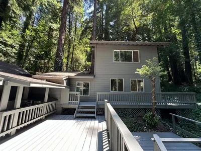 9 Sequoia Drive