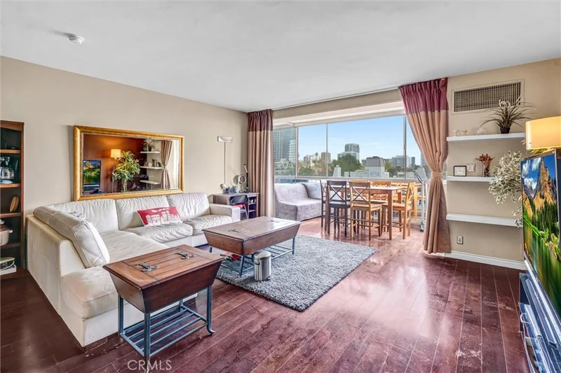 Photo 2 of 969 Hilgard Avenue 706