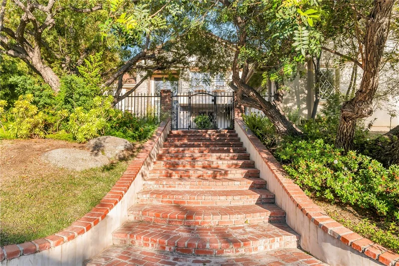 Photo 2 of 4200 Gayle Drive