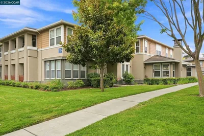 1149 Azuar Ave