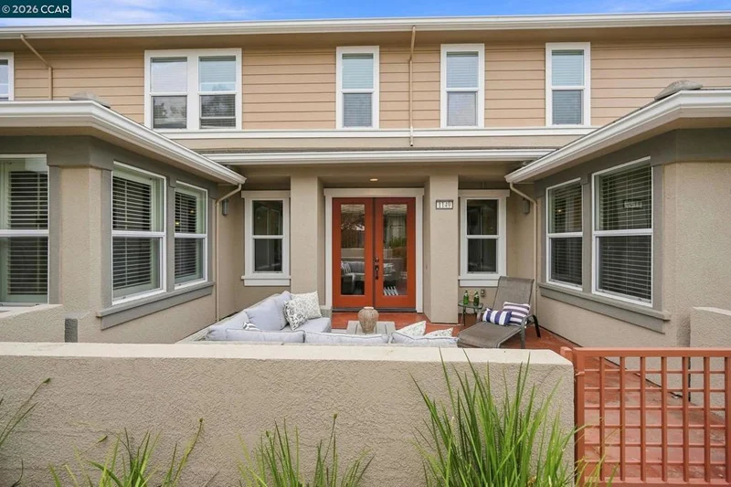 Photo 2 of 1149 Azuar Ave