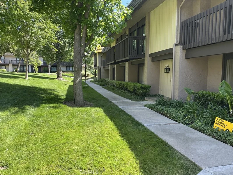 714 Briarwood Lane