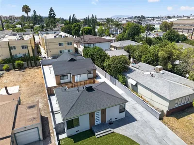 2325 N Naomi Street