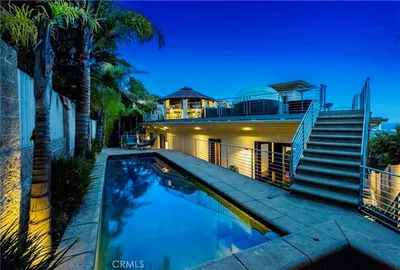 8827 Evanview photo 2