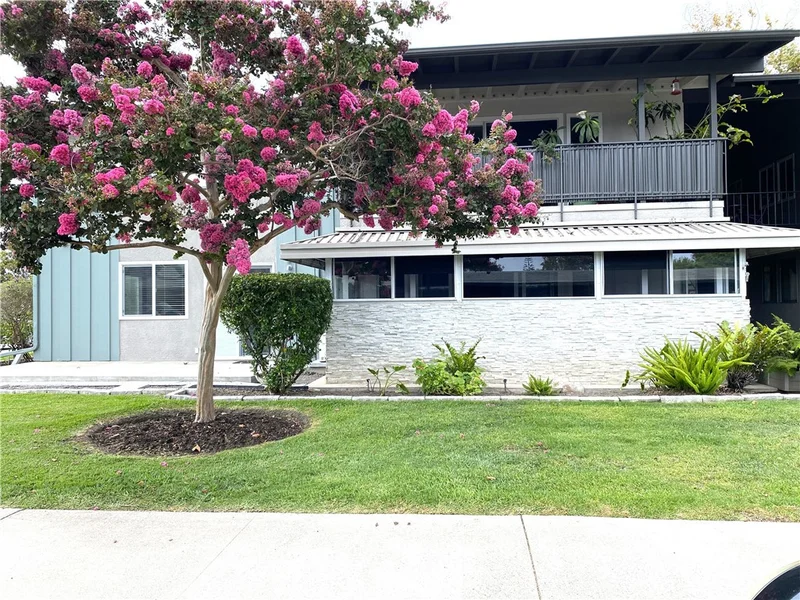 Photo 2 of 1920 McKinney Way, M15-17C