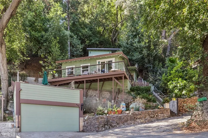 432 Fernwood Pacific