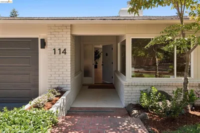 114 Indian Rd photo 2