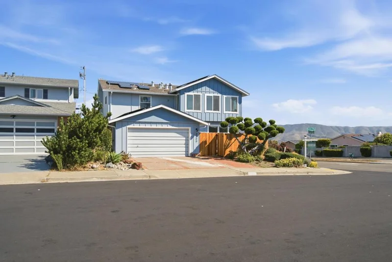 Photo 2 of 2200 Delvin Way