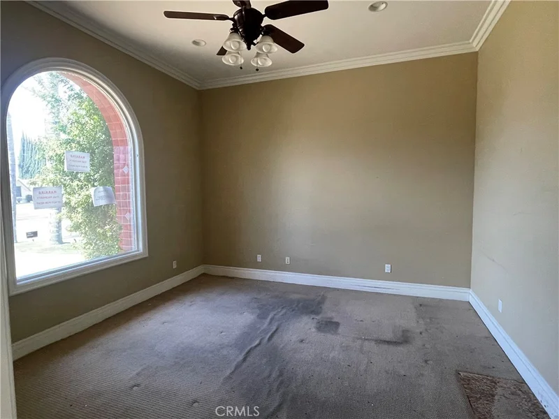 Photo 2 of 10040 Mattock Avenue