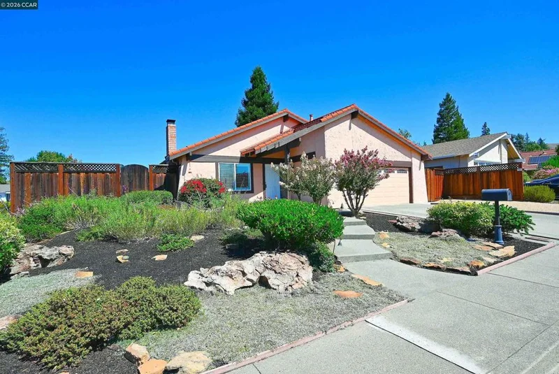 3438 Loreto Dr. photo 2