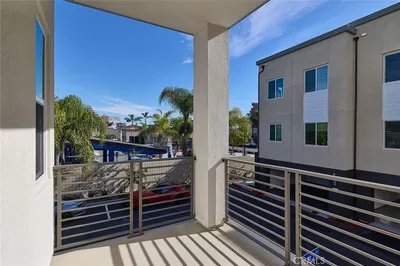 7268 Pointbreak Drive photo 2