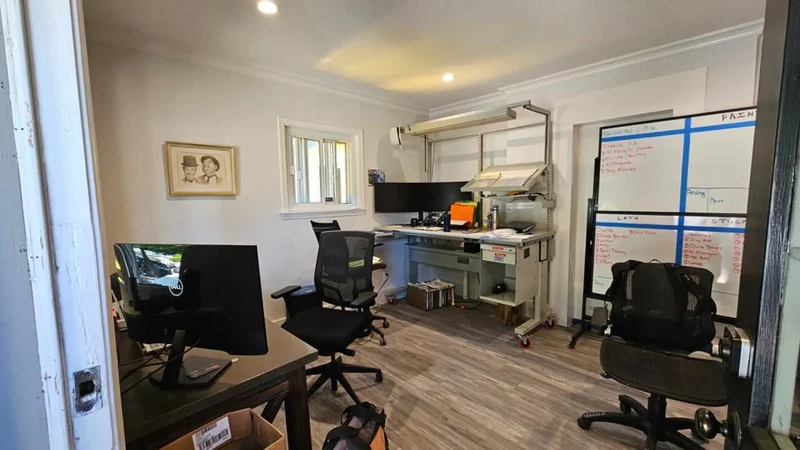 Photo 2 of 532 Mckendrie Street