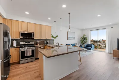 436 Poli Street 402