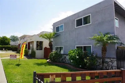 428 E Foothill