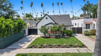 1423 N Coronado