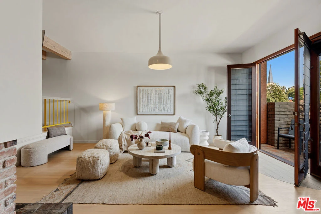 Interior 1