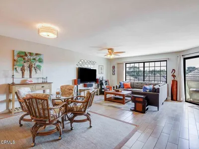 716 Island View Circle photo 2