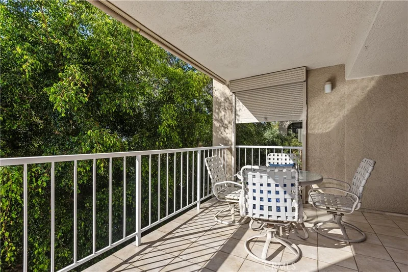 3242 San Amadeo 2A photo 2