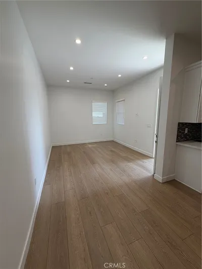 8441 Calvin Ave photo 2