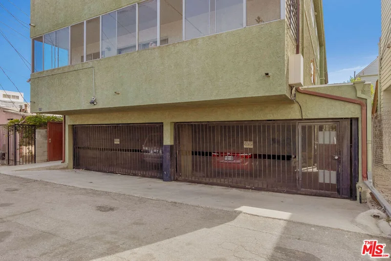 Photo 2 of 3115 6th Street 4