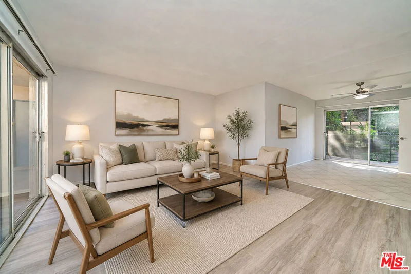 835 S Norton Avenue #15