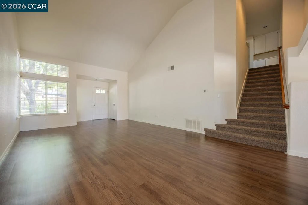 Interior 3