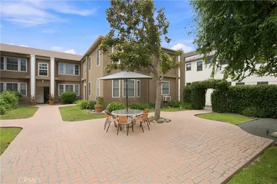 15034 Dickens Street 4 photo 2