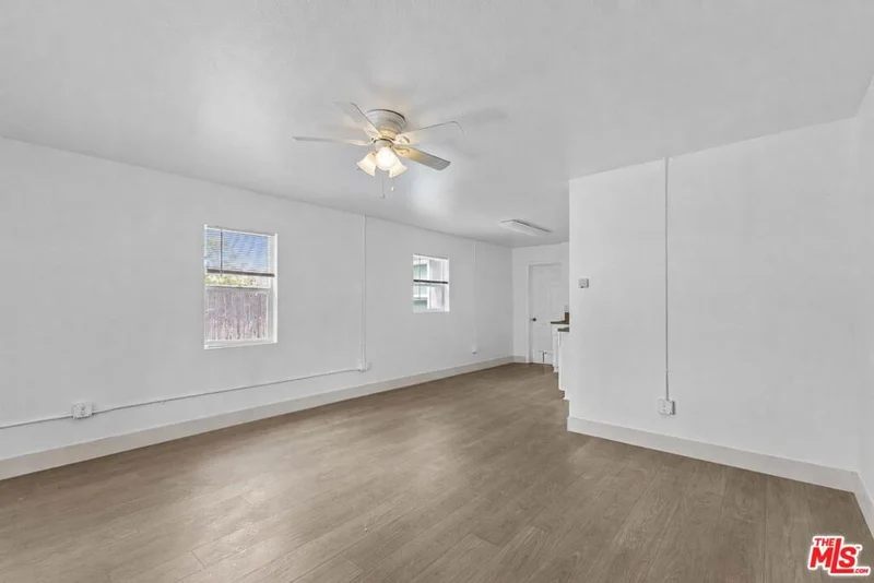 Photo 2 of 4014 N 3rd Avenue