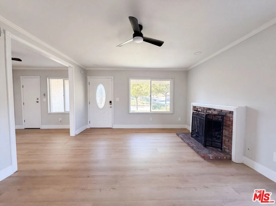 Interior 2