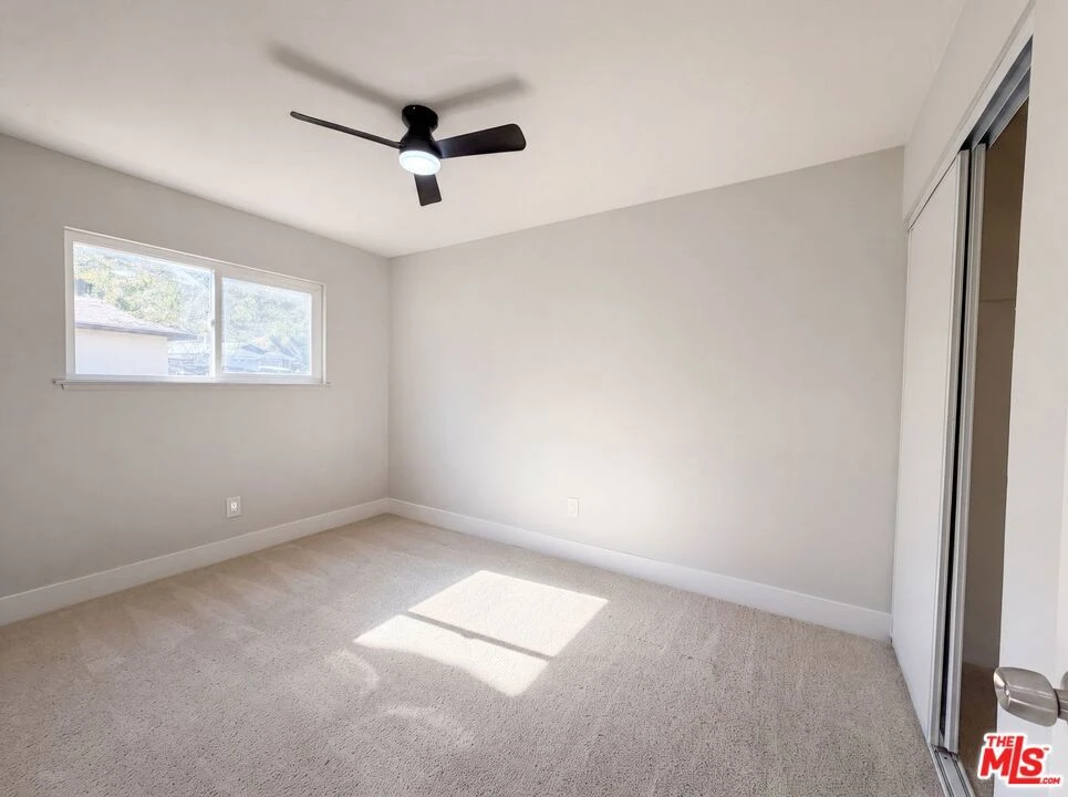 Interior 3