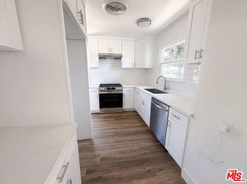 Photo 2 of 8015 Aldea Avenue