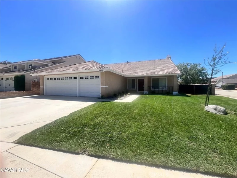 39939 Guita Court