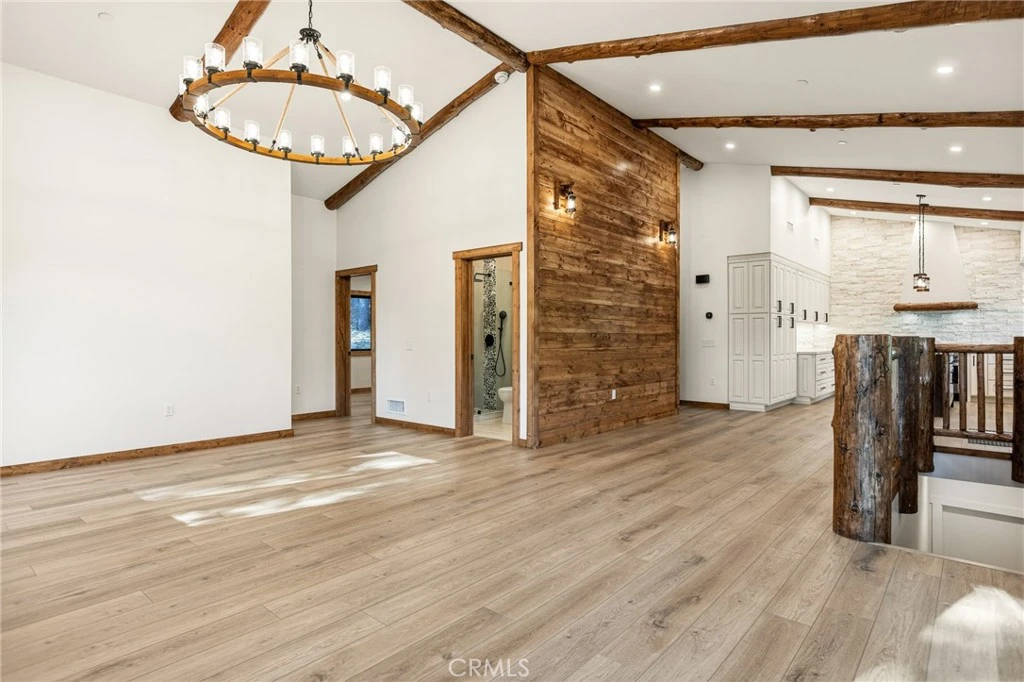 Interior 3
