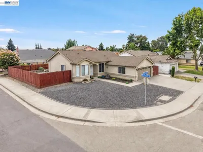 1618 Paseo Flores Dr