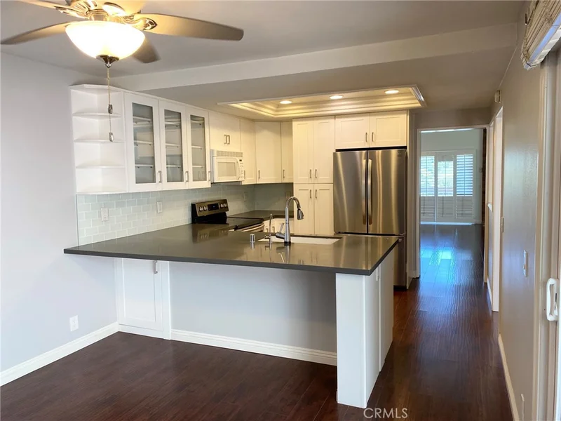21 Seaview Dr. S