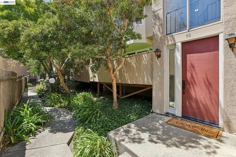Photo 2 of 2121 Vale Rd 56