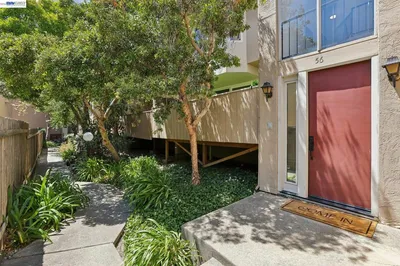 2121 Vale Rd 56 photo 2