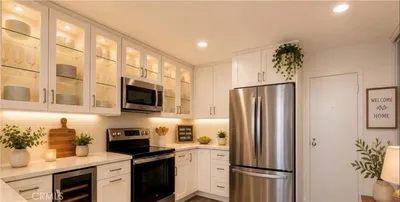 211 Yacht Club Way photo 2