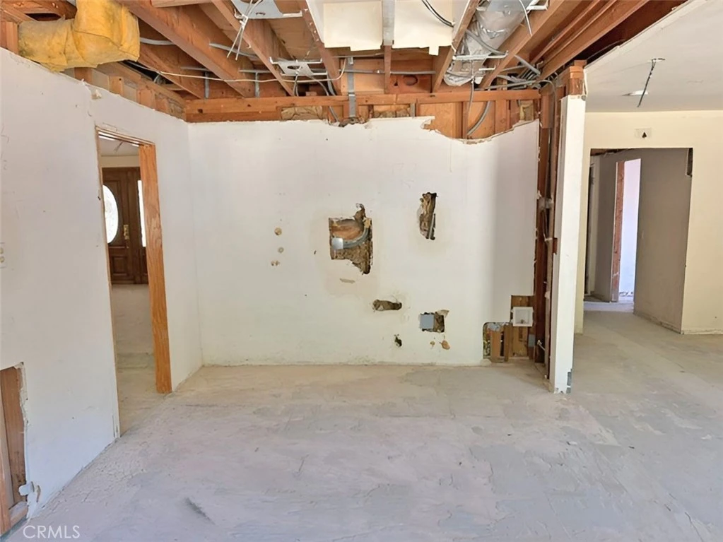 Interior 3