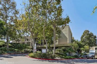 898 Temple Terrace 122 photo 2