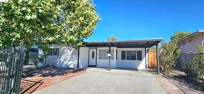 89 Bruno Ave photo 2